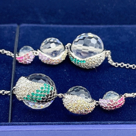 Swarovski Crystal Balls Silver-Plated Necklace - Picture 2 of 13